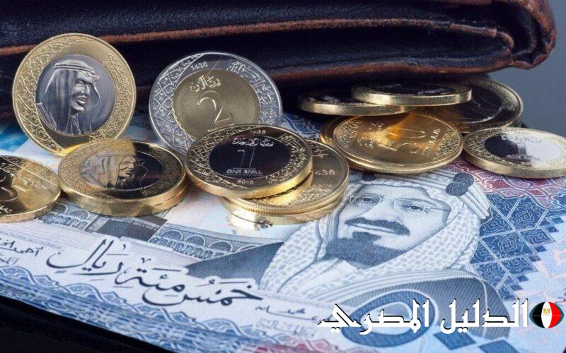 ‘‘ السعودي يتهاوي ‘‘ سعر الريال السعودي في السوق السوداء اليوم الأربعاء 6 مارس 2024 والبنك المركزي