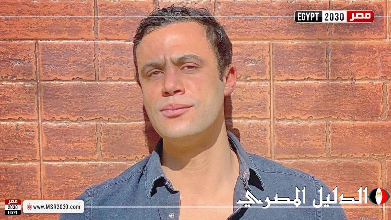 محمد عادل إمام يهنئ الفنان محمد سعد