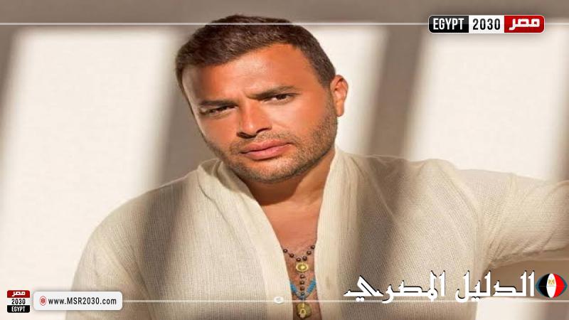 رامي صبري يحيي حفلاً غنائيًا مع طلاب جامعة عين شمس